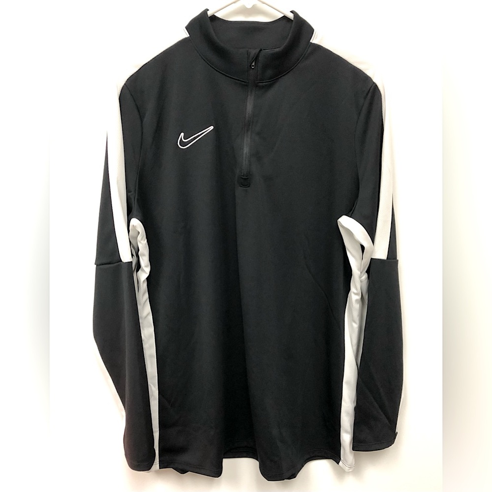Nike Dri-FIT Women’s Top. Size XL